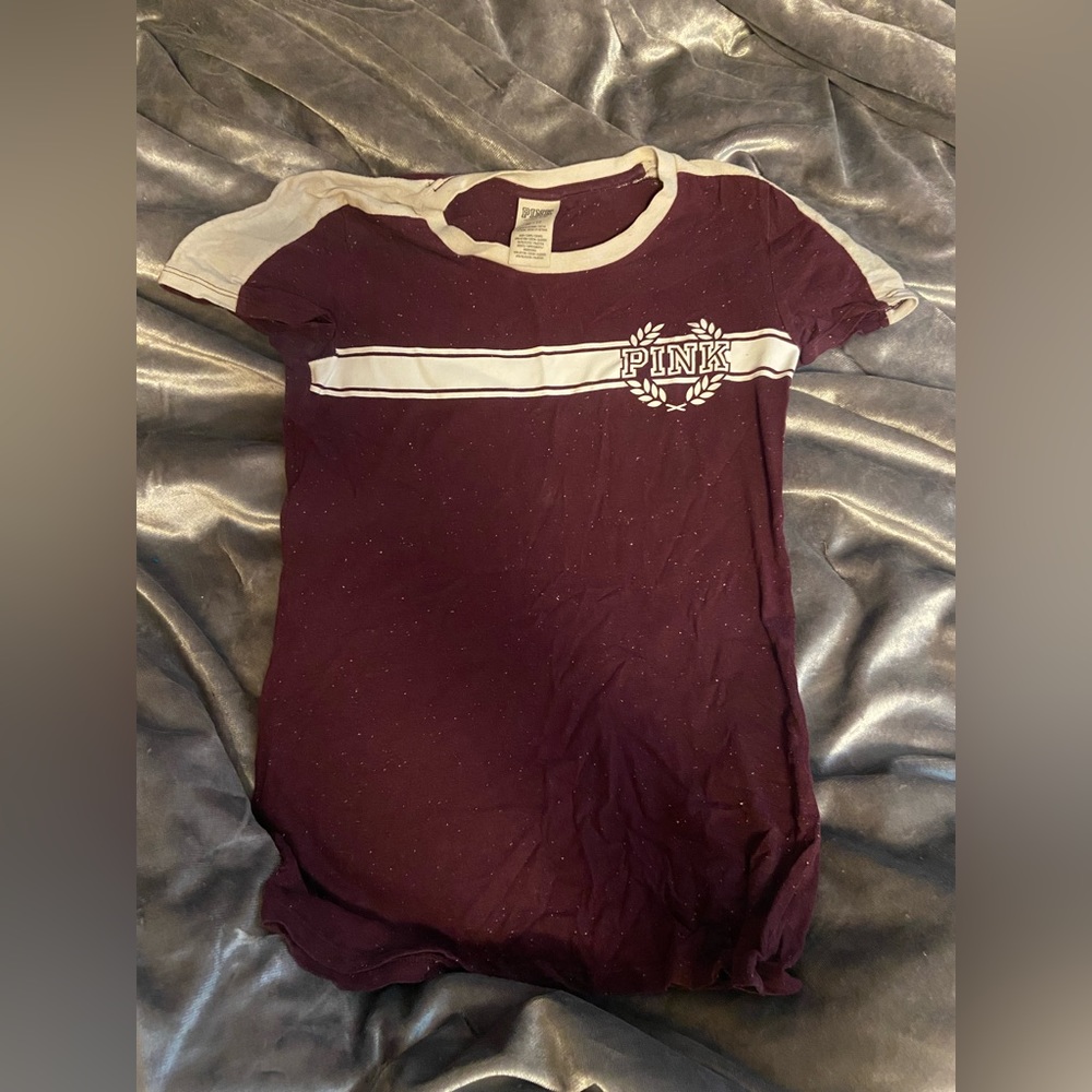 PINK VS TEE